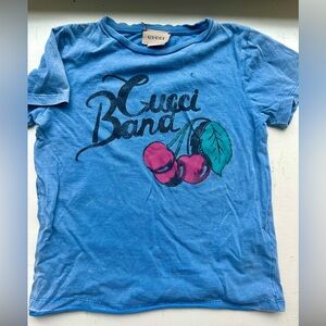 Gucci kids tshirt with cherry design, size 6 (120/6)